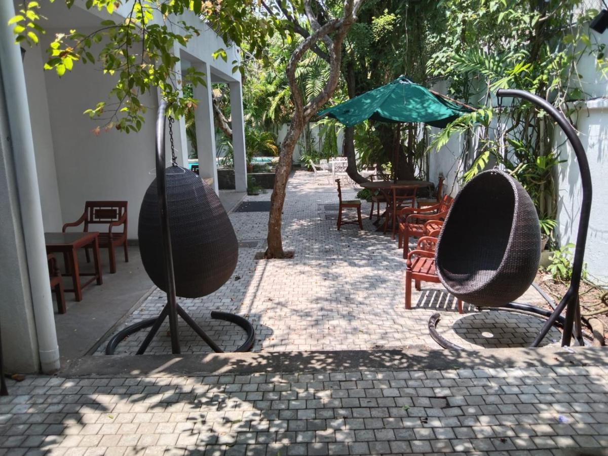 Ellen'S Place Colombo Exterior photo