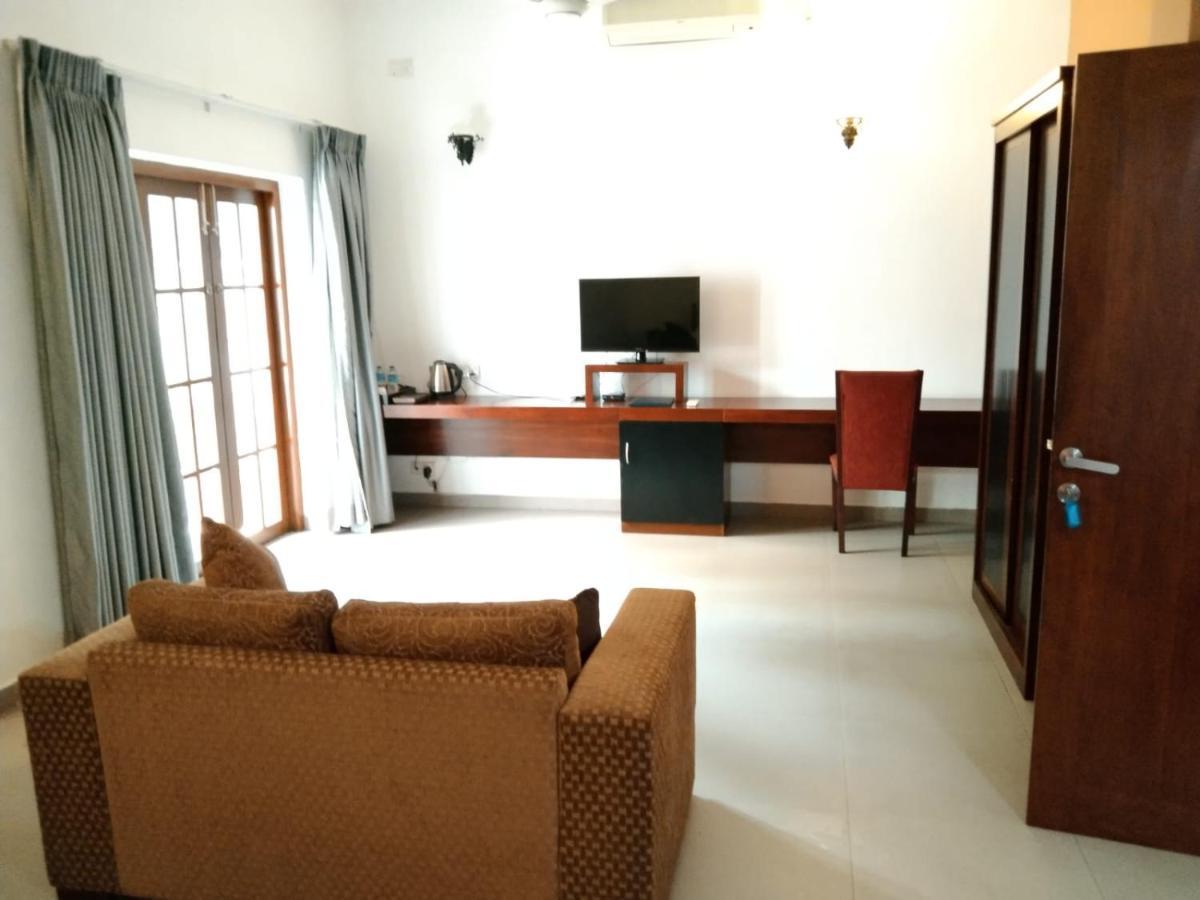 Ellen'S Place Colombo Exterior photo