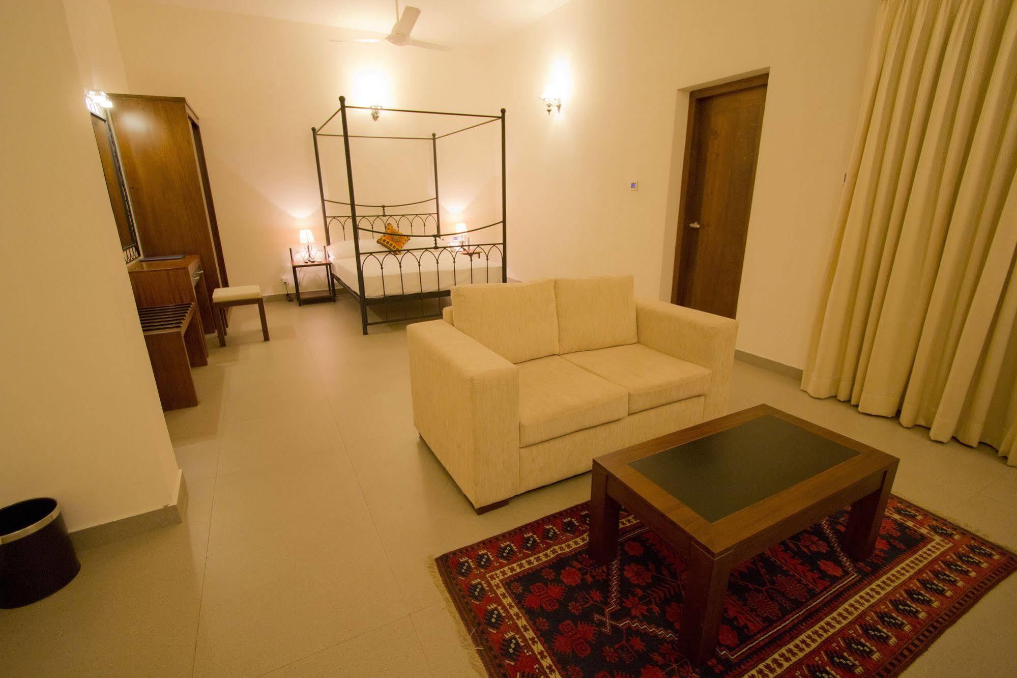 Ellen'S Place Colombo Exterior photo